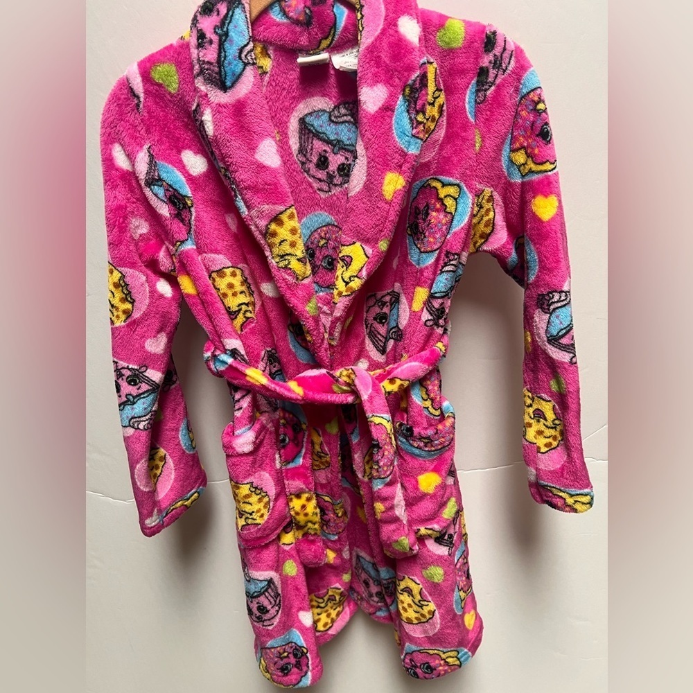 SHOPKINS GIRLS PLUSH PINK ROBE W/COLORFUL SHOPKINS CHARACTERS
SIZE 10-12 - Picture 8 of 10